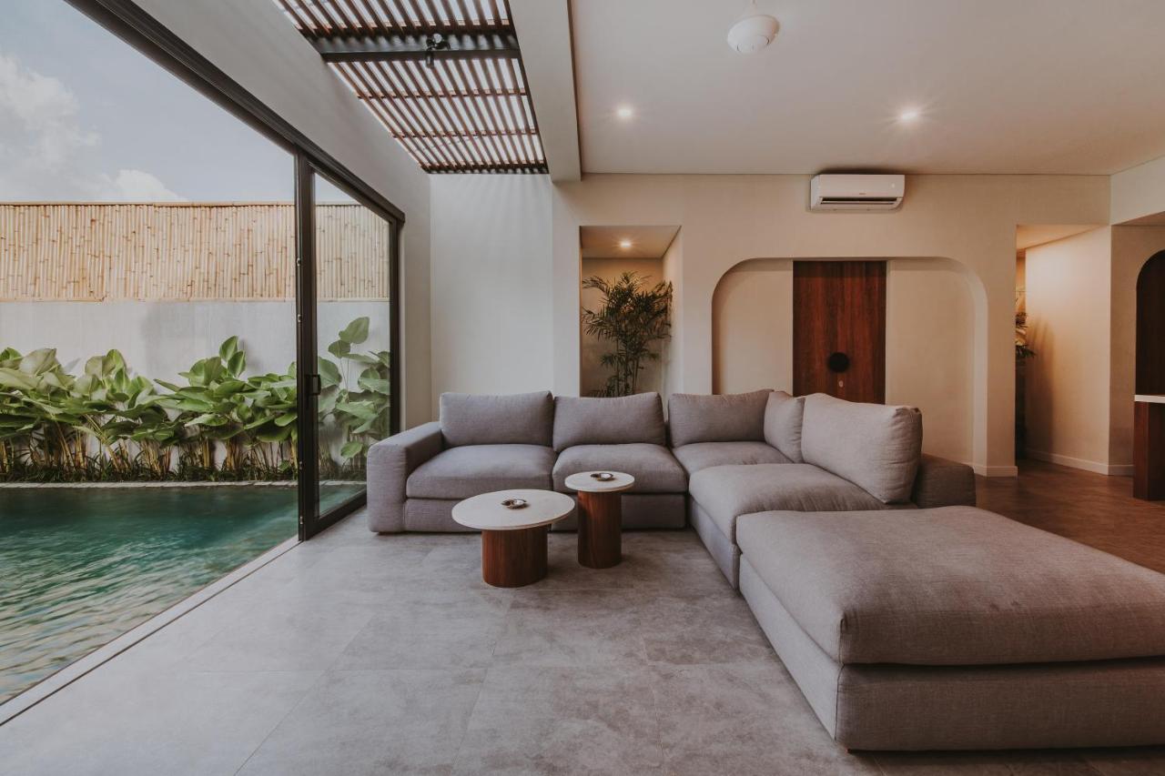 New 4 Bedroom 5 Min Walk To Berawa Beach Enclosed Livng Canggu Exterior foto